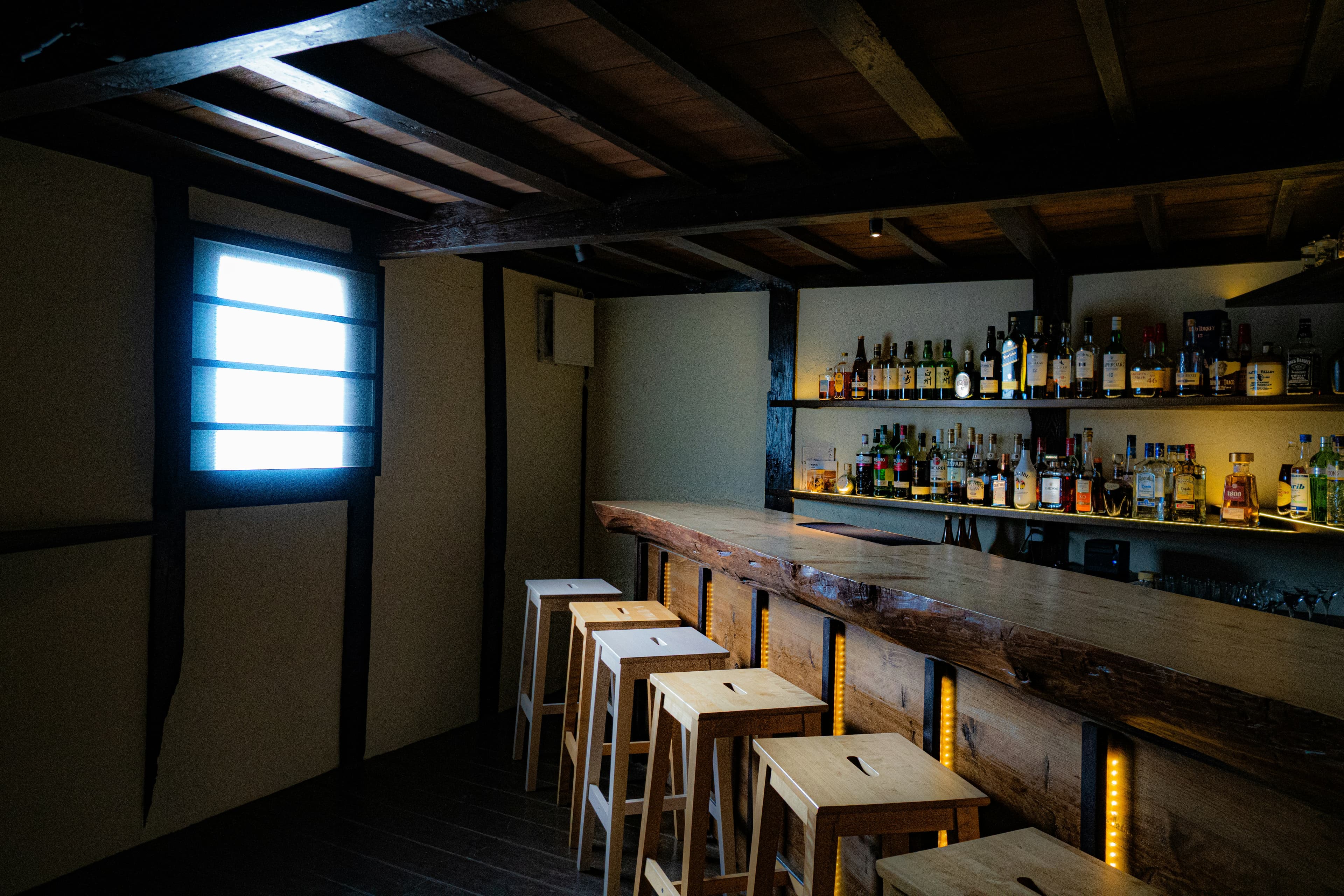 Detalle del bar de Kōmbu